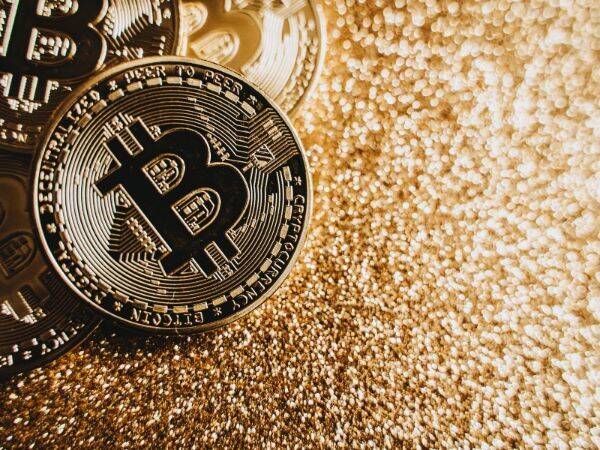 Bitcoin: Mity i fakty